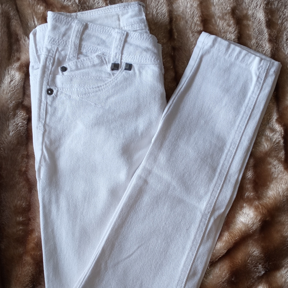 Dollhouse White Jeans